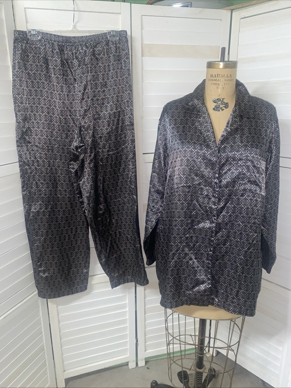 Allison Rhea Satin Pajama Set 2 Piece Pants Shirt Silver Black Sz Large